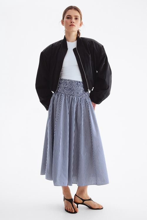 Smocked-waist skirt - navy blue/striped