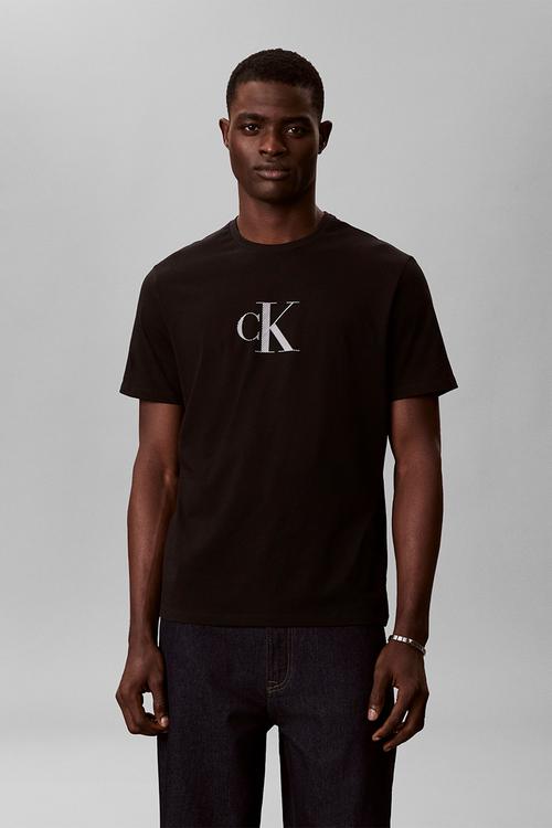 SS 30S DISTRESS MONOGRAM GRAPHIC TEE - Black