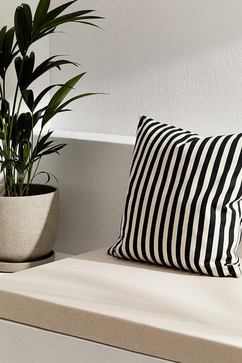 Outdoor cushion cover - dark grey/striped