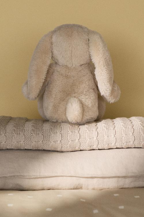Bunny soft toy - light beige/bunny