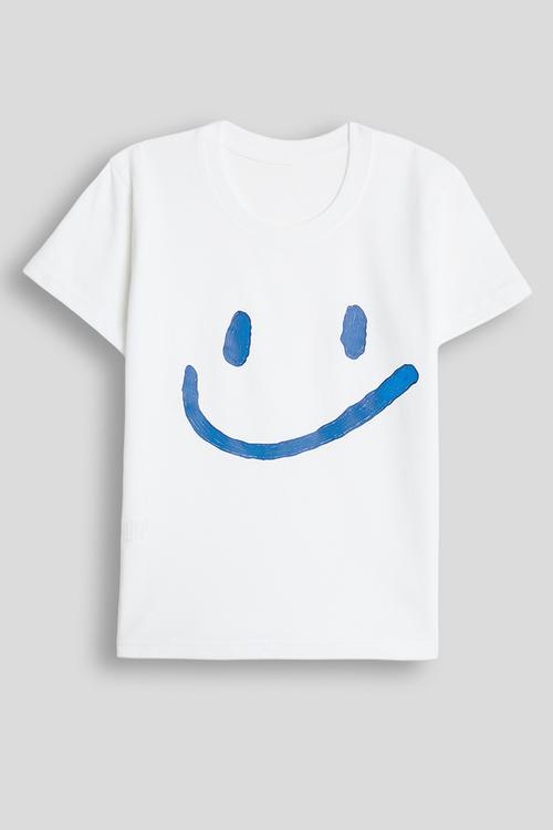 Smiley placement tee - white
