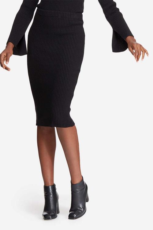Ribbed knit tube skirt