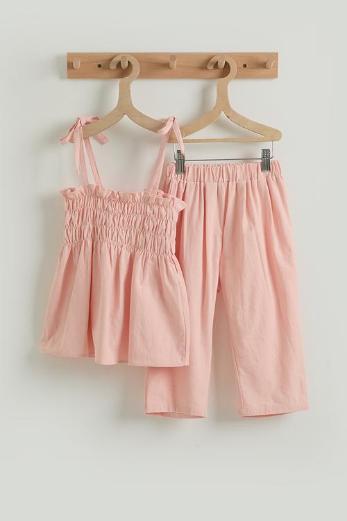 Spaghetti top and pants - pastel pink