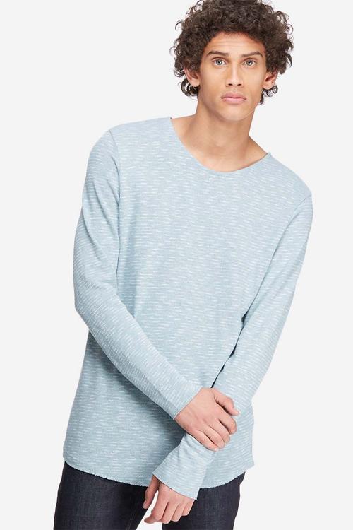 Textured crew neck knit