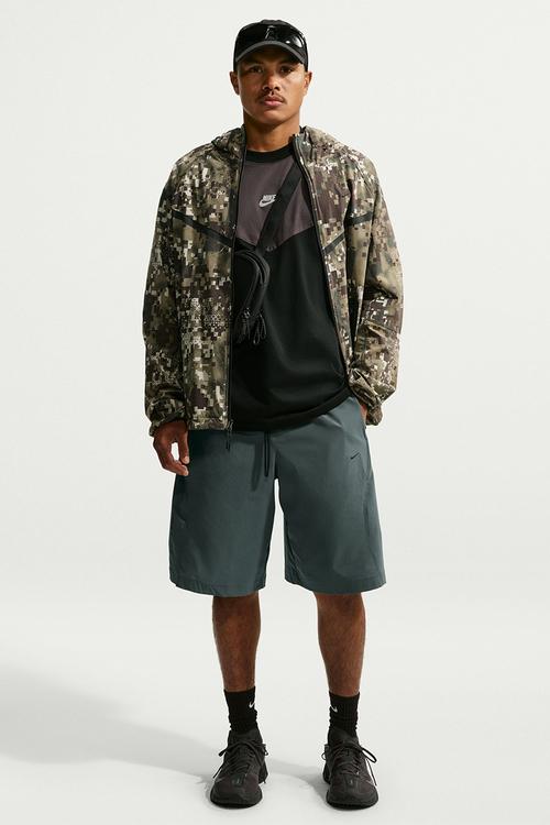Dri-Fit Tech Helios Sun Short - Camo Green/Black