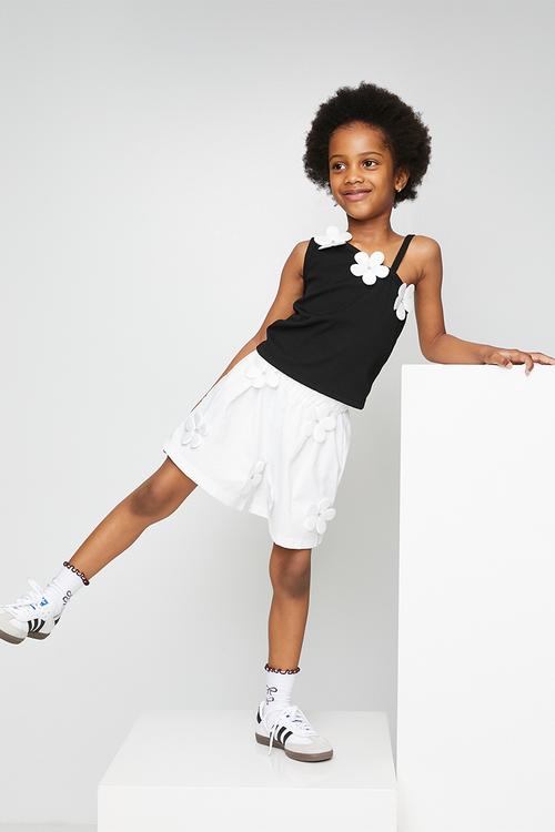 Floral applique one shoulder tee with shorts - black/white