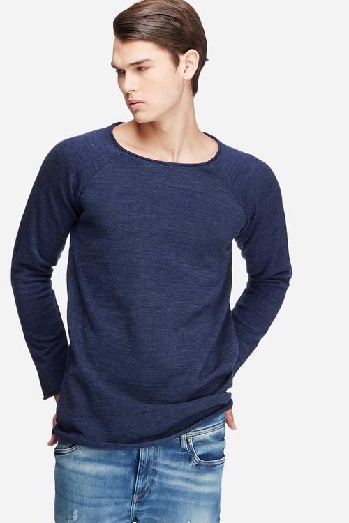 Raw edge pullover knit