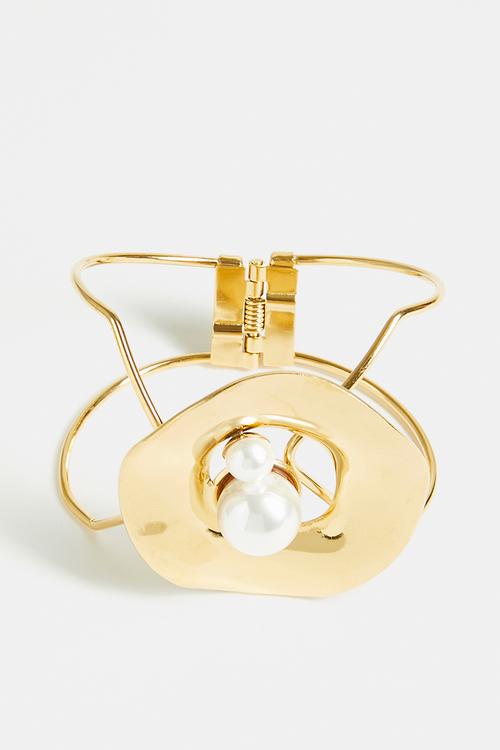Velvet Sculptural Pearl Bangle - Gold