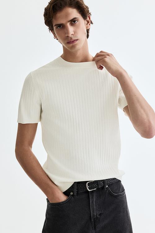 Slim fit knitted t-shirt - cream