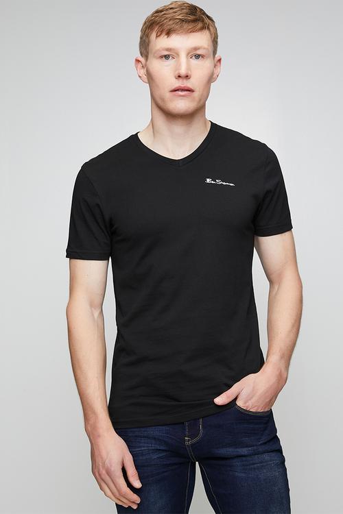 Essential Vn Short sleeve Tee Shirt - Black