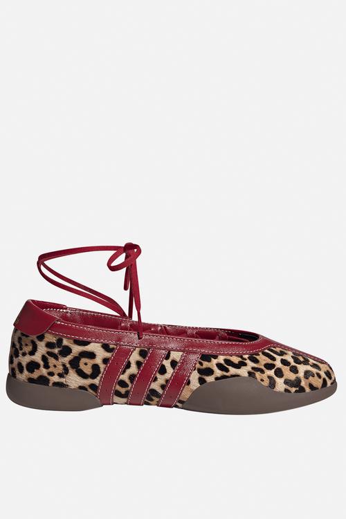Taekwondo Mei Ballet W - Off White/Supplier Colour/Team Victory Red