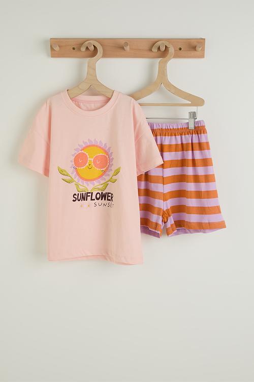 Tee & printed shorts - pink & purple stripes