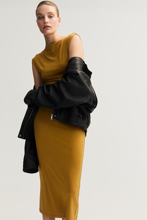 Cap-sleeved dress - mustard yellow