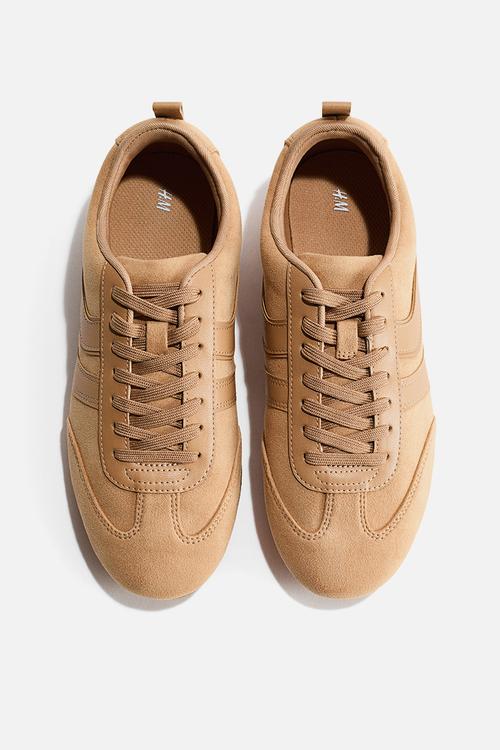 Trainers - beige