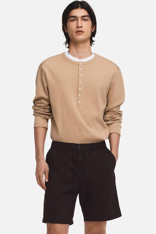 Regular fit linen-blend shorts - dark brown