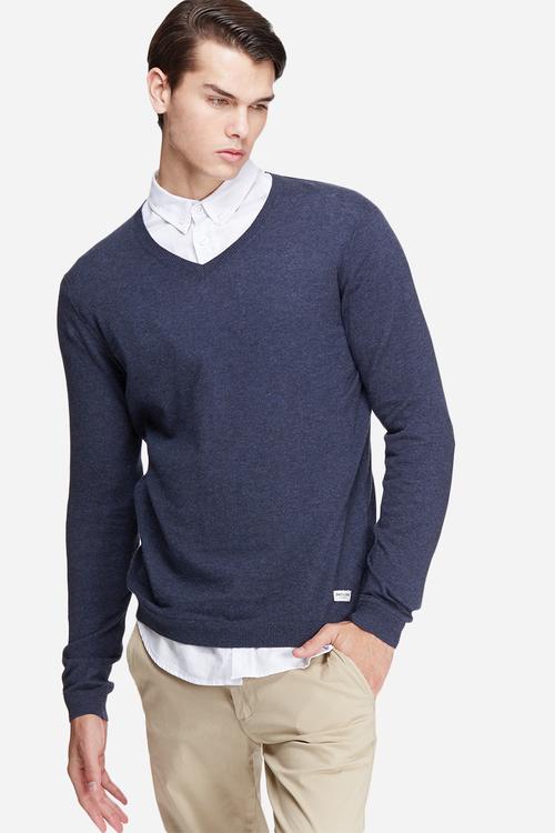 Alexander v-neck knit