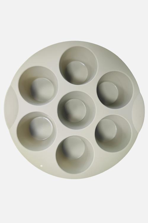 Home Classix Silicone 7-Round Cupcake tray - medium green