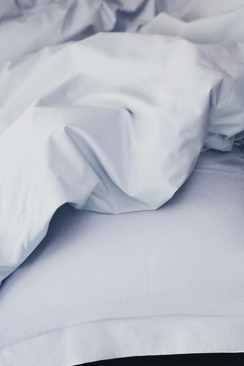 Double/king cotton percale duvet cover set - light dusty blue