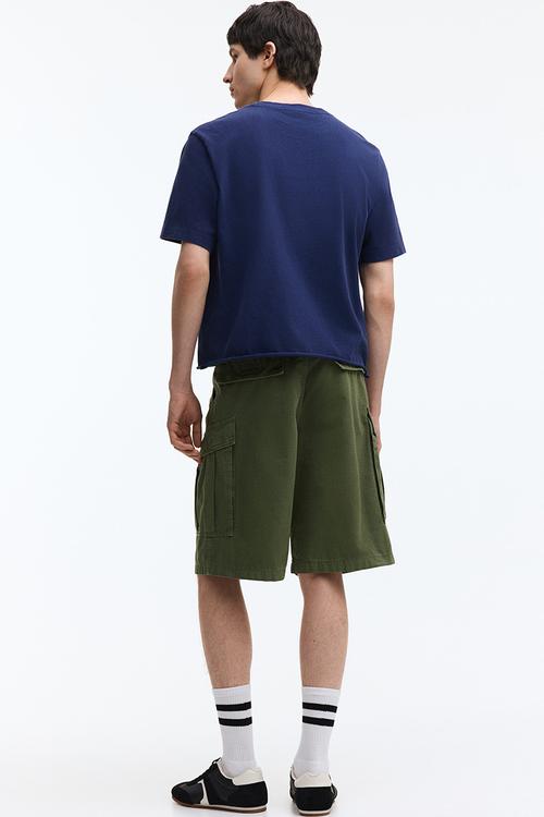 Loose fit cotton cargo shorts - khaki green