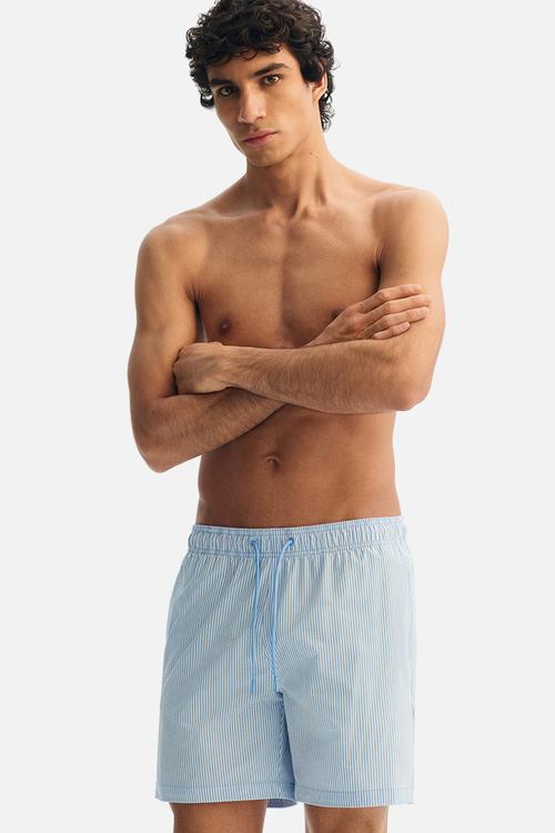 Seersucker swim shorts - light blue/striped
