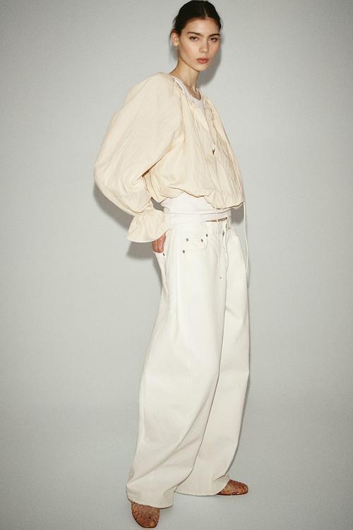 Crinkled balloon blouse - light beige