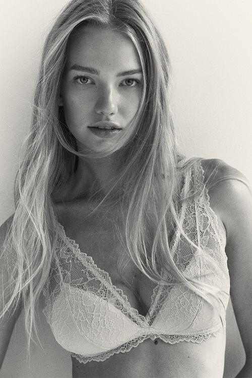 Padded soft lace bra - cream