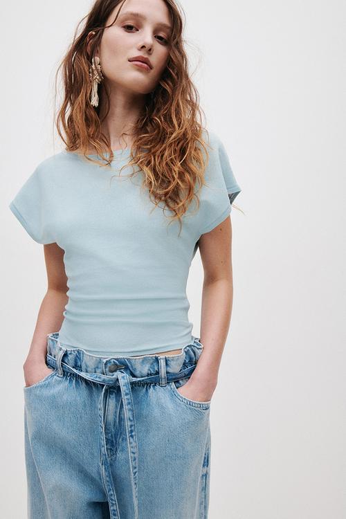 Boat-neck top - light blue