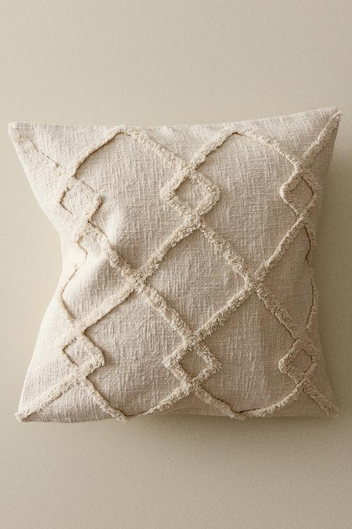 Tufted cotton cushion cover - light beige