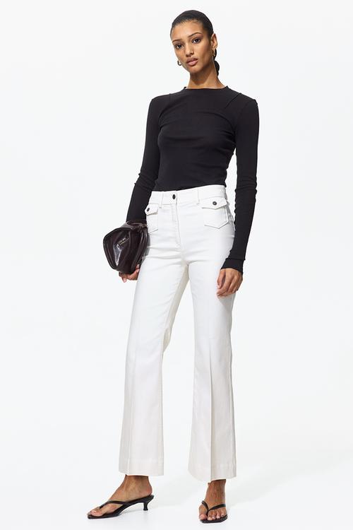 Flared ankle-length trousers - white
