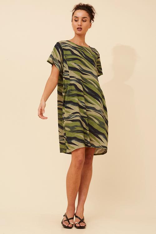 S/S Crew Neck Easy Wearing Dress Witb Side Entry Pockets - Green