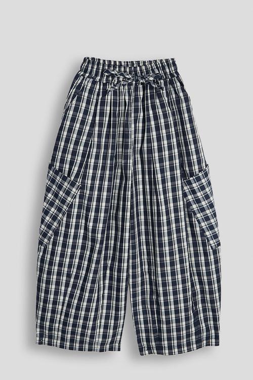 Check lounge-style pants with slanted side pockets - blue