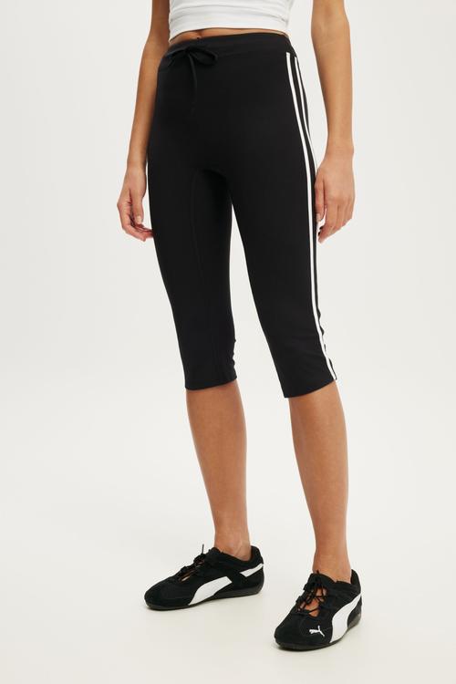 Ultra Soft Tie Front Capri Tight - Black/White