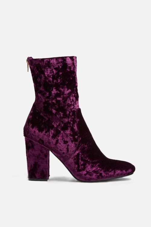 Leeds velvet boot