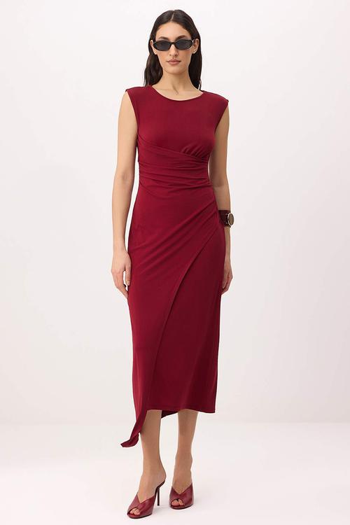 A-Line Ruched Midi Knit Dress - Burgundy