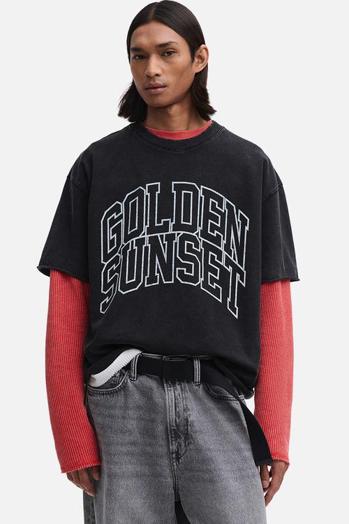 Oversized fit boxy-style t-shirt - black/golden sunset