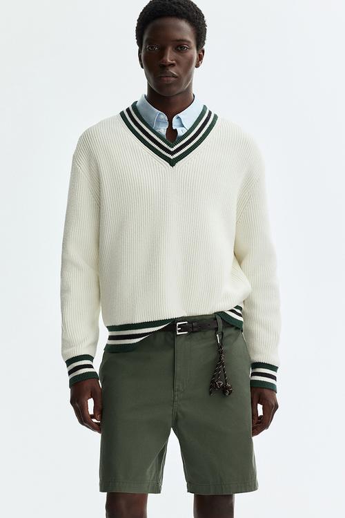 Relaxed fit chino shorts - khaki green