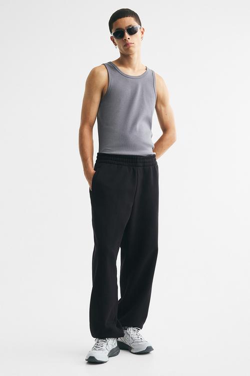 Relaxed fit sweatpants - black