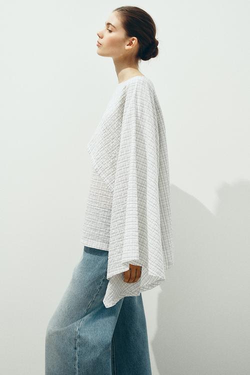 Cape-detail seersucker blouse - white/checked