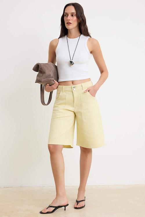 Pocket Detail Regular-Waist Denim Bermuda Shorts - Yellow