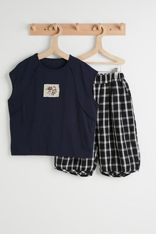 Sleeveless tee & check wide leg pants - navy/black