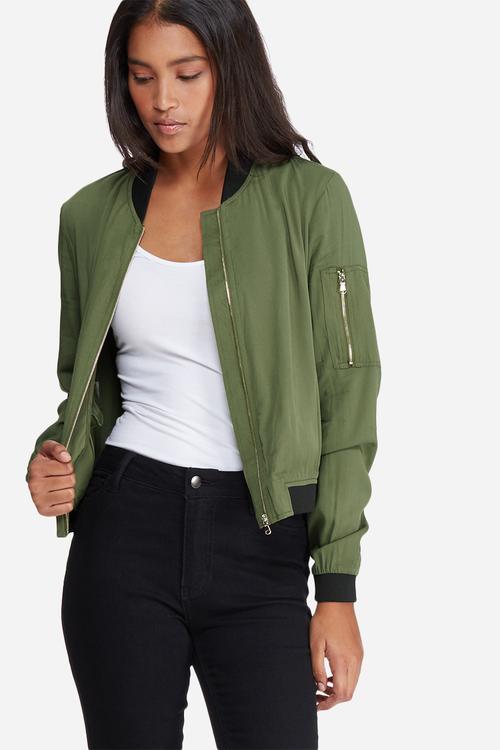 Premium bomber