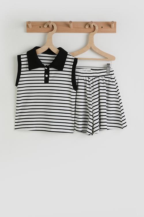 Sleevless golf shirt & shorts - black stripe