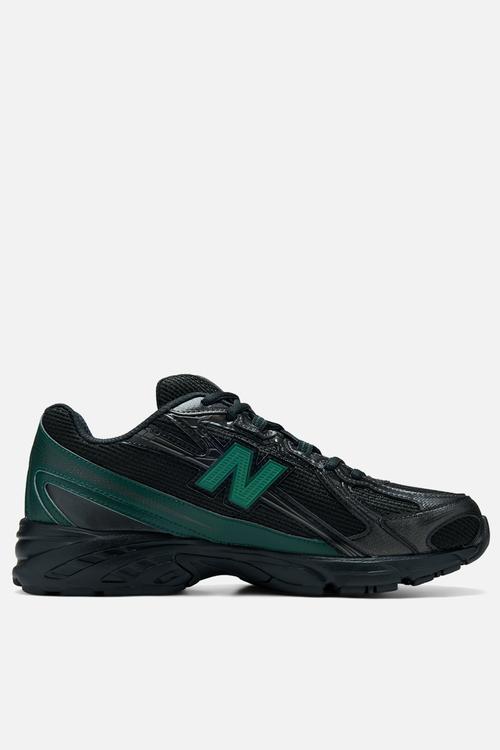 740 - black