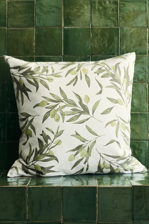 Patterned cushion cover - light beige/olives