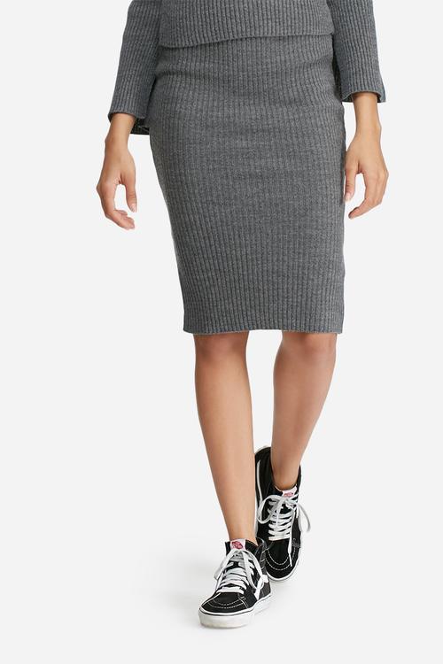 Ribbed tube skirt