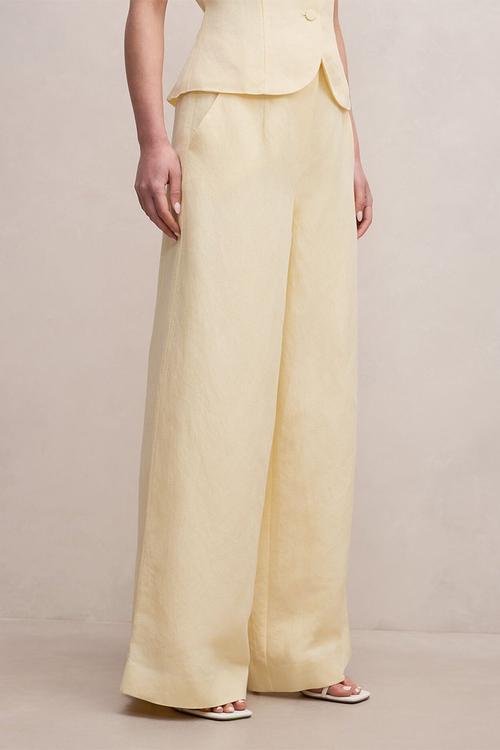Matilda linen blend wide leg pants in butter yellow set