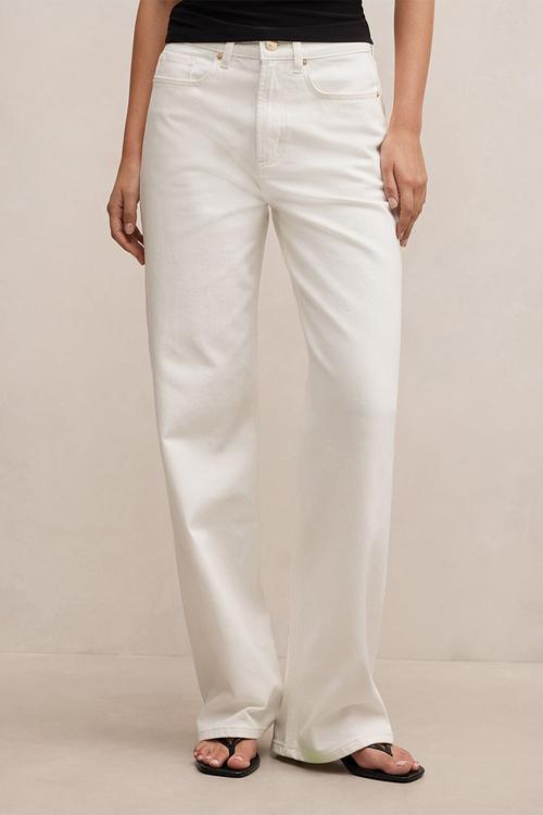 Nicki mid-rise straight jeans in off white