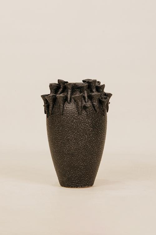 Kora Vase Medium - Charcoal
