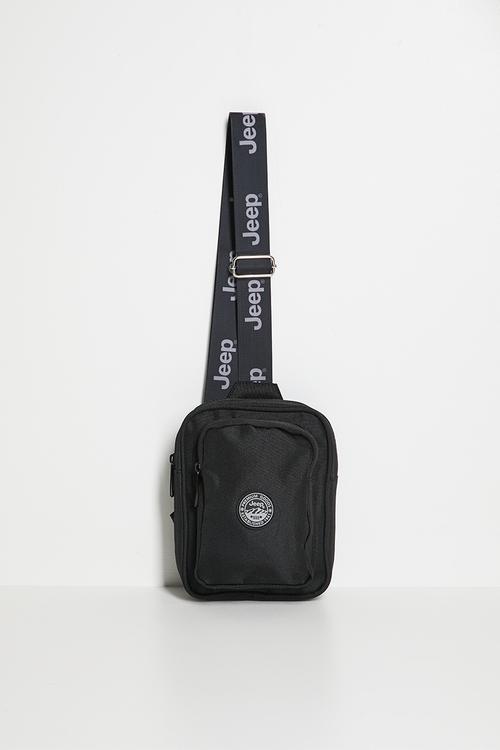 Edge cross body - black