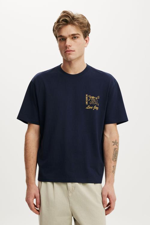 Everyday Fit Graphic T-shirt - Vintage Navy/Live Jazz
